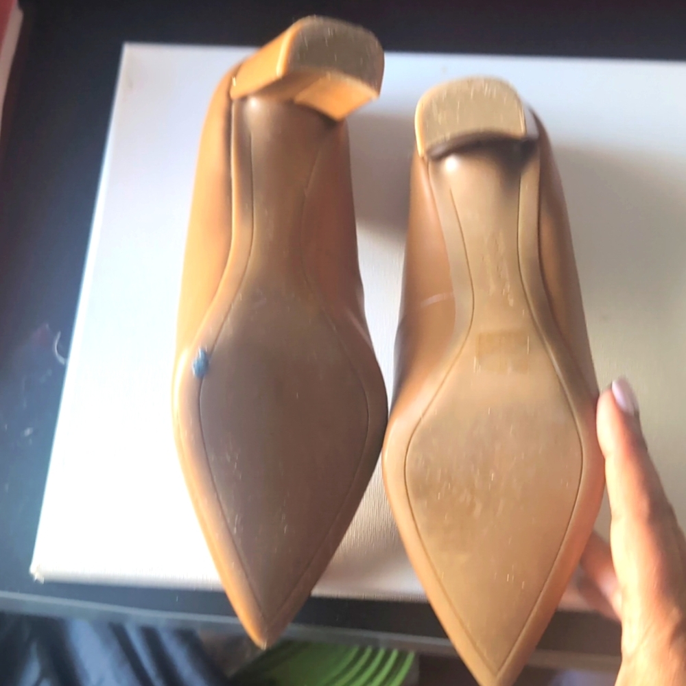 Michael Kors Elegant Tan/Nude Women's Pumps Size 8.5 - Picture 13 of 16